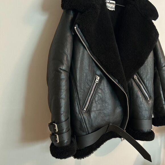 Acne Studios Velocite Leather Trimmed Shearling Jacket - Picture 3 of 12
